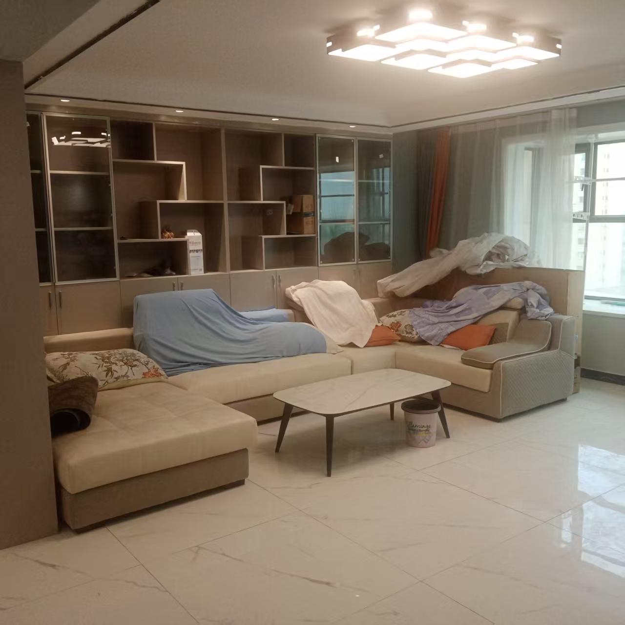 丝路一期三室二厅一卫